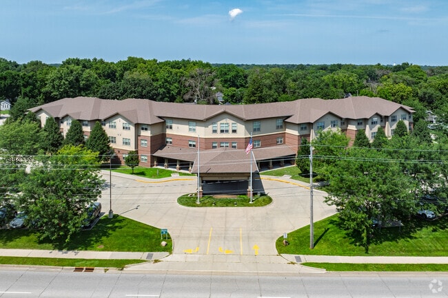 Building Photo - Fort Des Moines Senior Housing Rental