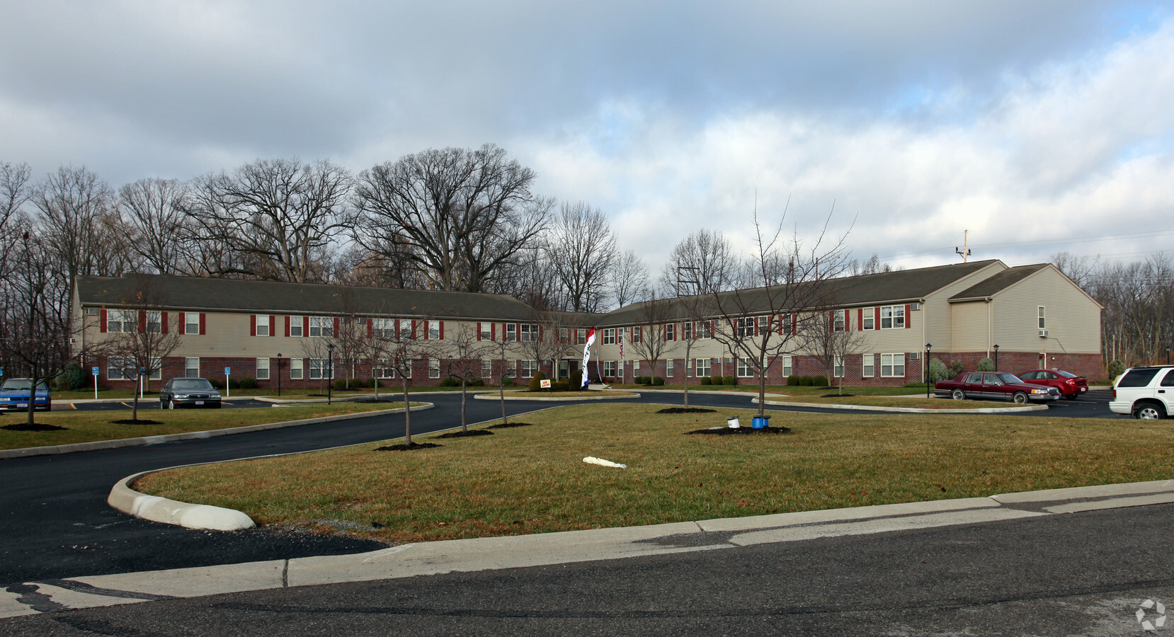 Photo - Ottawa Retirement Village Apartments