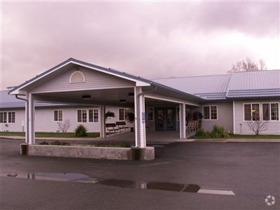 Primary Photo - Chinook Villa Apartments