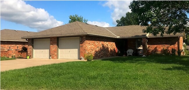 Prairie Place - Prairie Place Apartments