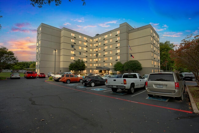 Friendship Towers Corsicana - Friendship Towers Corsicana Apartments