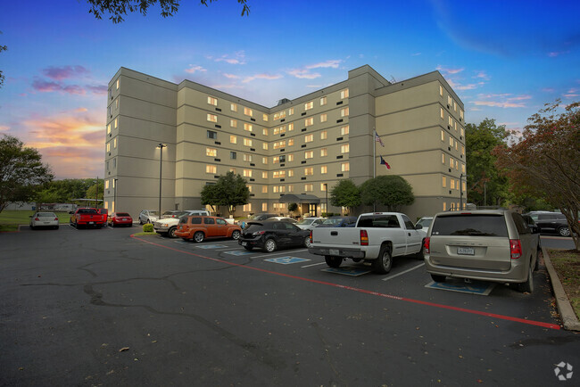 Building Photo - Friendship Towers Corsicana Rental