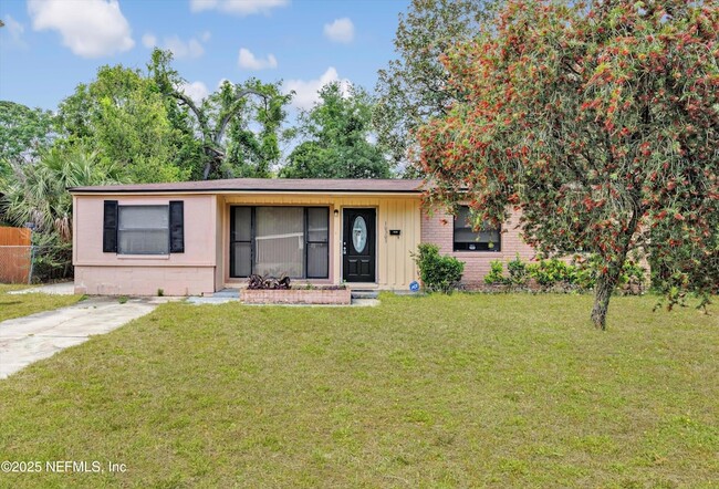 Photo - 10303 Elmhurst Dr Rental
