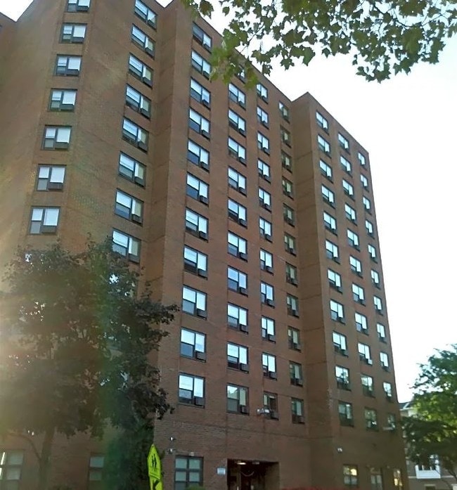 Building Photo - Orange Senior Citizens Residence Rental