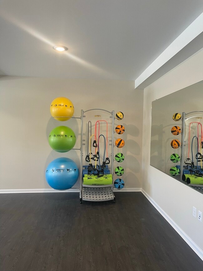 The Arbors at Pembroke Apartments Hampton, Virginia 150 units