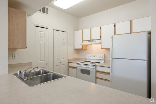 Interior Photo - The Village at Hampden Town Center Rental
