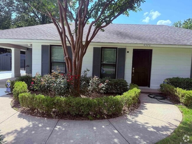 Building Photo - 4320 Bluebonnet Rd Rental