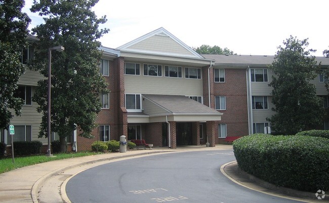 Primary Photo - Charnwood Forest Apartments