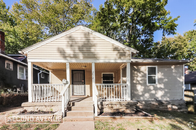 Building Photo - 7022 S Benton Ave Rental