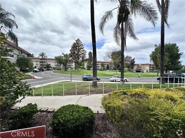 Building Photo - 2384 Via Mariposa W Rental