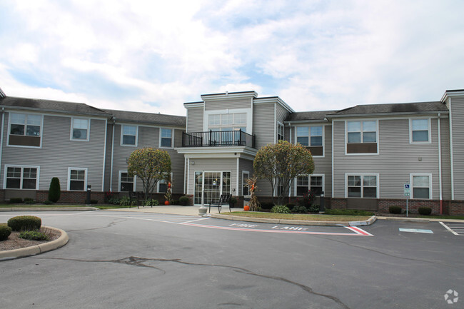 Building Photo - The Manor at Howland Glen Rental