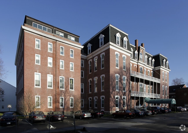 Primary Photo - Lafeyette Place Apartments