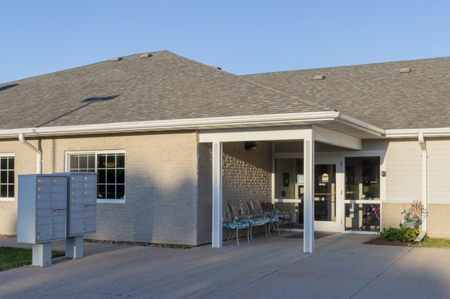 Main entrance - Van Fossen Square Apartments