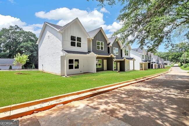 Photo - 50 S Jackson St Townhome