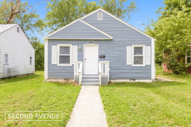 Building Photo - 2922 N Drexel Ave Rental