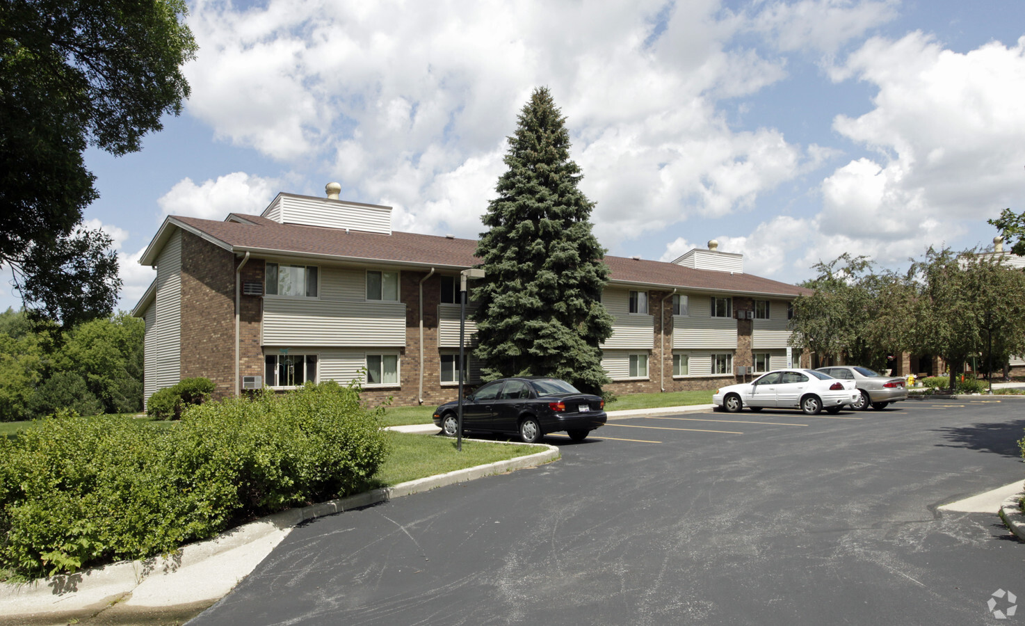 Breezewood Village I - Breezewood Village I Apartments