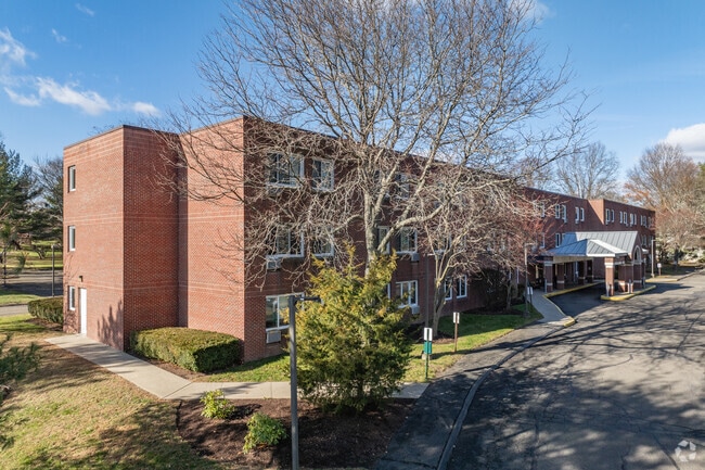 280 Jewett Ave, Bridgeport, CT 06606 - Bishop Curtis Homes - Jewett