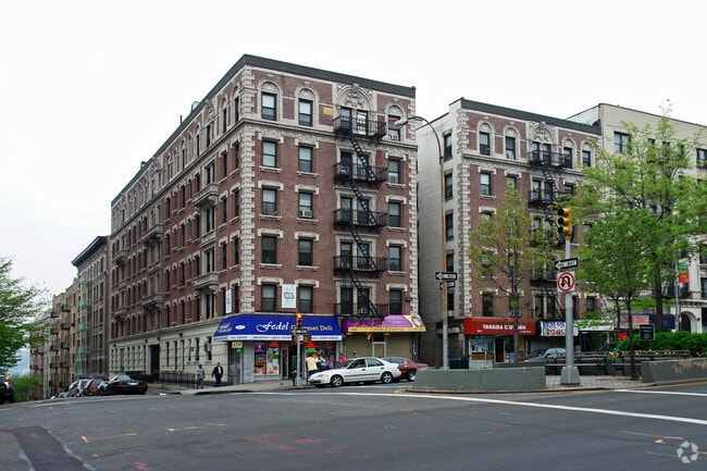Building Photo - 3661 Broadway Rental