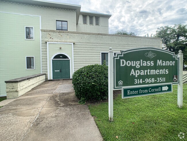 Building Photo - Douglass Manor Apartments