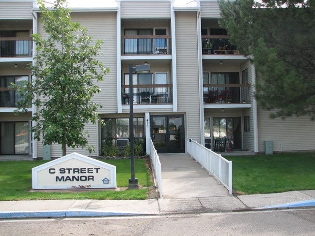 C Street Manor - C Street Manor Apartments