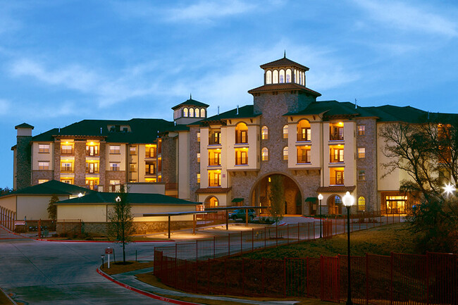 Chateau on Wildbriar Lake - Chateau on Wildbriar Lake Apartments