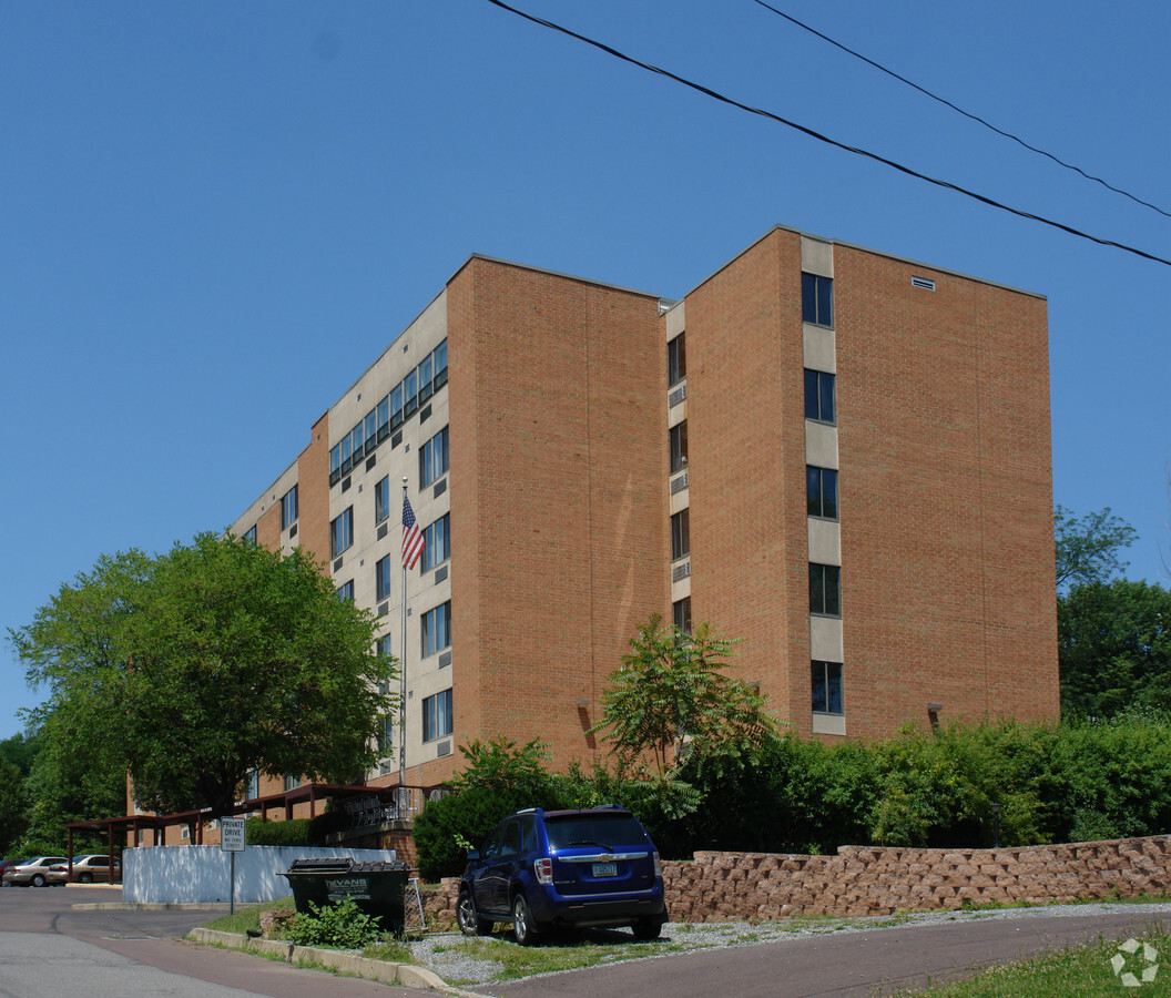 Heritage Heights Apartments - Heritage Heights Apartments