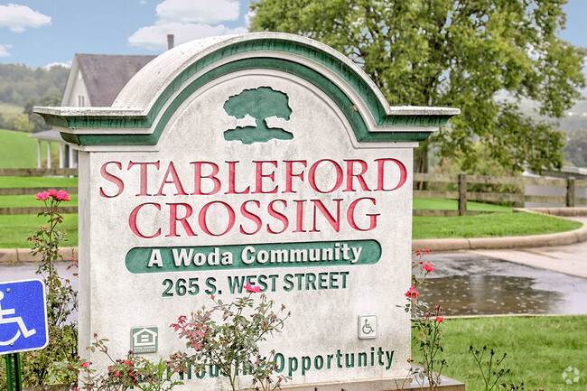 Building Photo - Stableford Crossing Rental