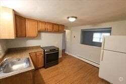 Building Photo - 18 Essex St Rental