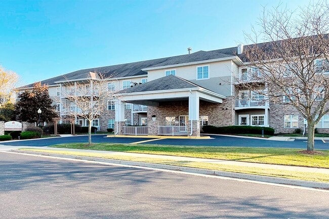Building Photo - PARKSIDE SENIOR VILLAGE Rental