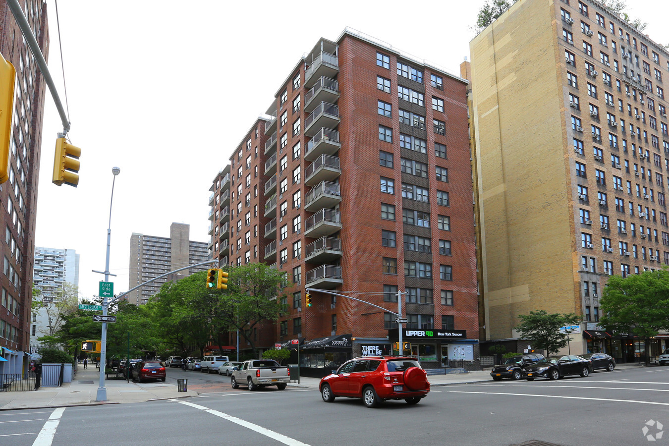 Independence House - Independence House Apartments