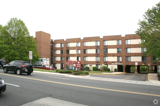 Walker Mews Apartments - Walker Mews Apartments