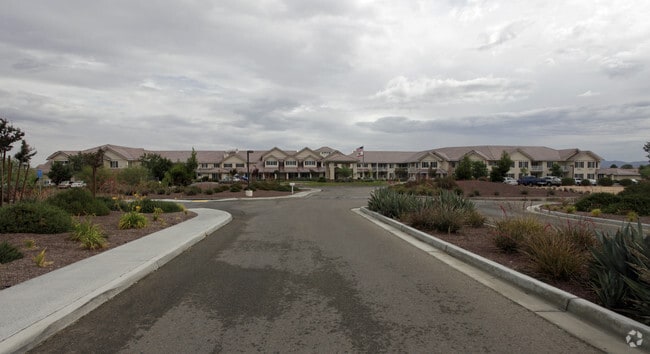 Primary Photo - Solstice Senior Living at Apple Valley Rental