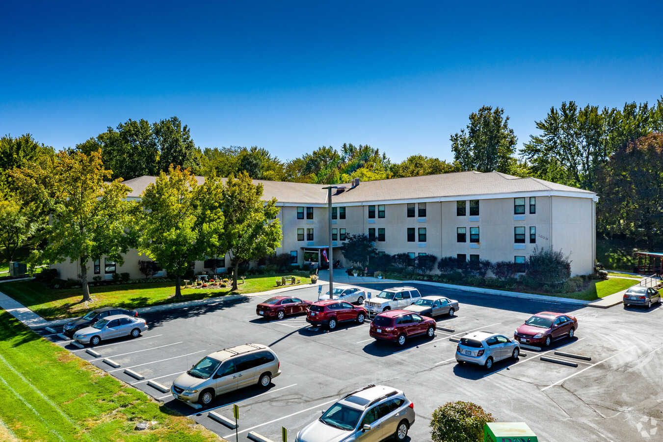 Woods Chapel Lodge - Woods Chapel Lodge Apartments