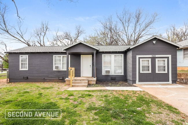Photo - 3701 Woodside Dr Rental