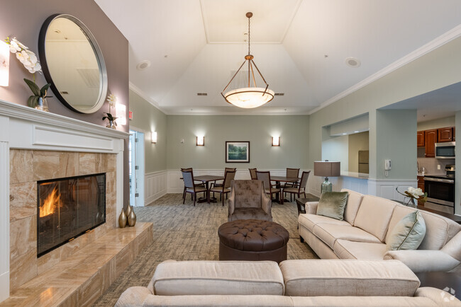 Interior Photo - Parkwood Highlands Apartments & Townhomes 55+