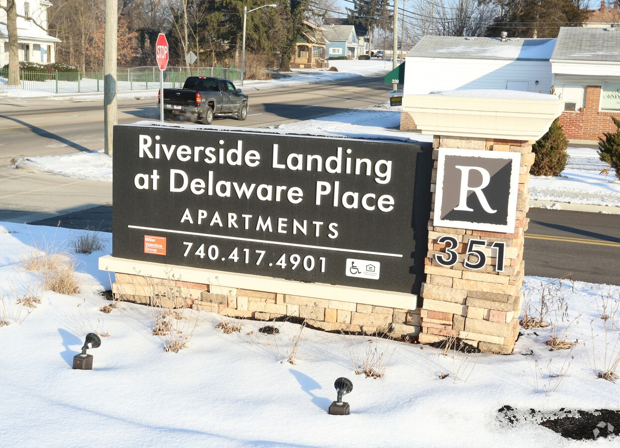 Riverside Landing at Delaware Place Apartments Delaware, Ohio 0