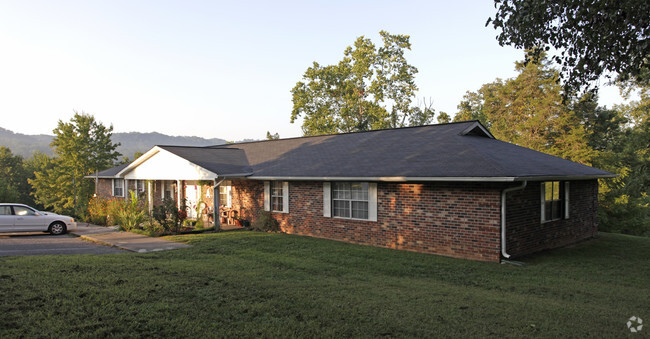 Building Photo - Cedars Apartments