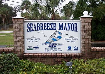 Primary Photo - Seabreeze Manor Rental