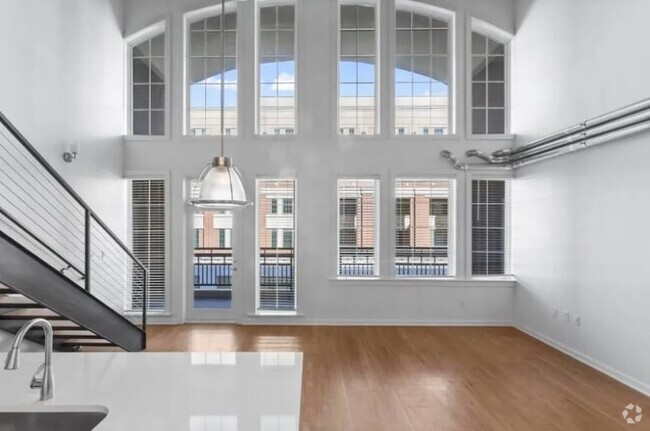 Building Photo - 230 18th St NW Rental