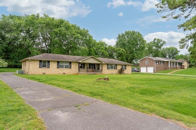 Photo - 119 Lake Terrace Dr Rental