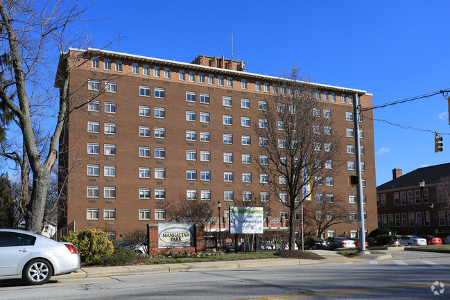 Building Photo - Weinberg Manhattan Park Rental