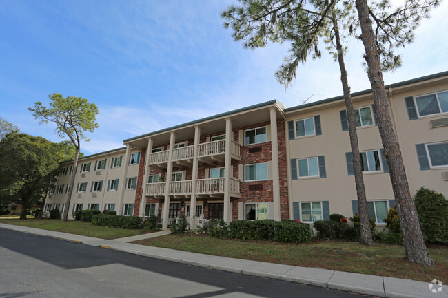 Photo - Florida Gulf Coast Apartments