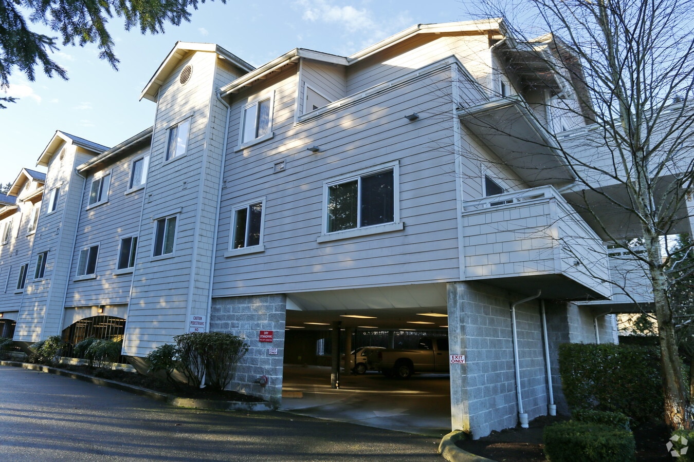 Riverside East Apartments Bothell, Washington 0 unit available