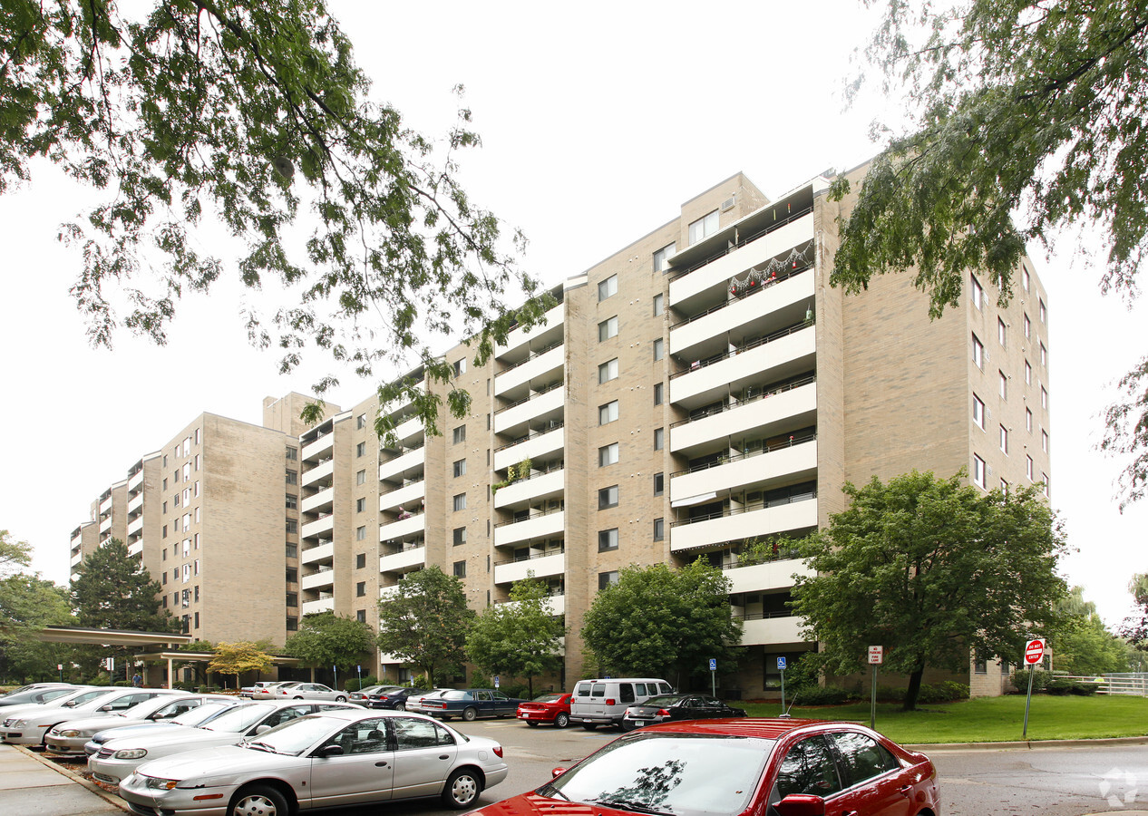 Photo - Thomas F Taylor Towers Apartments