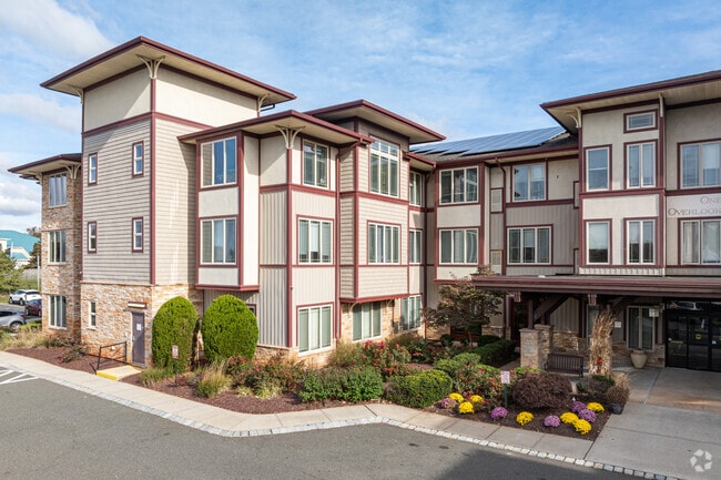 Building Photo - Waterside Villas