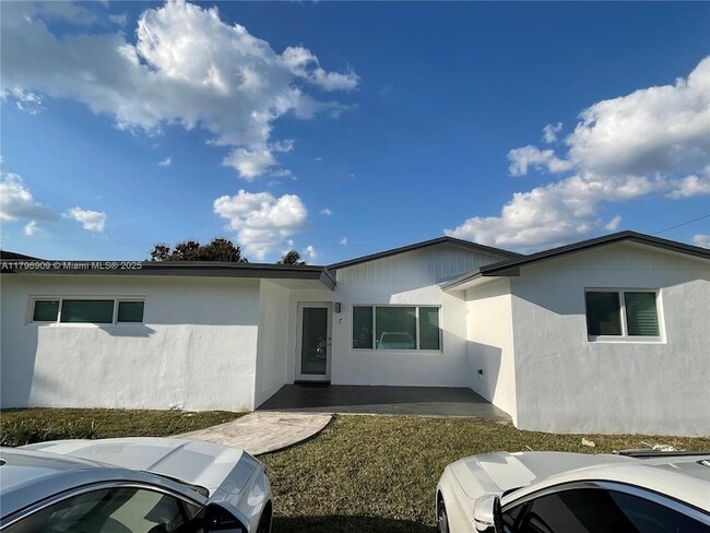 Photo - 10945 SW 172nd Terrace Rental