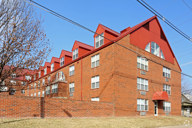 Photo - Independence Square Apartments