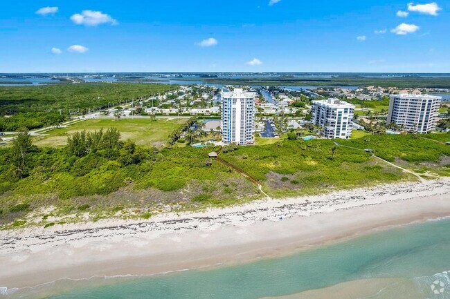 Building Photo - 2700 N Hwy A1A Rental
