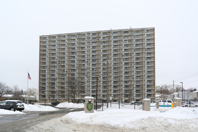 Photo - Hudson Ridge Tower Apartments