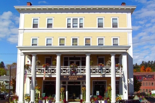 Primary Photo - St Johnsbury House Rental
